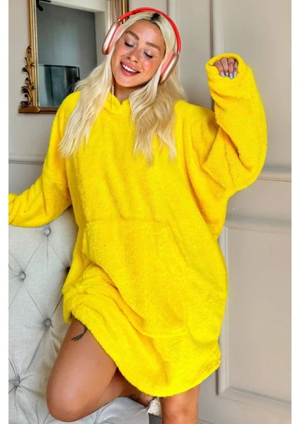 Pijama Evi Sarı Kapşonlu Tam Peluş Oversize Sweat Panço Pijama