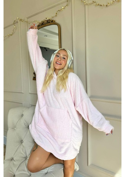 Toz Pembe Kapşonlu Tam Peluş Oversize Sweat Panço Pijama fiyatları