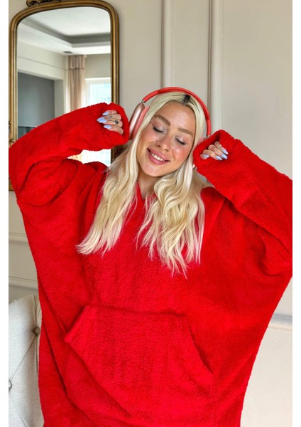 Kırmızı Kapşonlu Tam Peluş Oversize Sweat Panço Pijama fırsatları