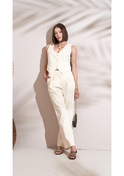 Kadın Naturel Balık Sırtı Gabardin Kumaş Önü Düğmeli Yelek indirimleri