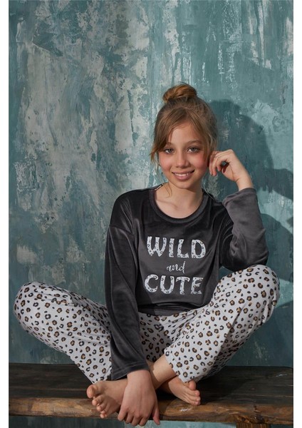 Pijama Evi Füme Cute Desenli Exclusive Kadife Kız Çocuk Pijama Takımı 