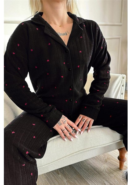 Siyah Jantung Desenli Önden Düğmeli Peluş Polar Pijama Takımı indirimleri