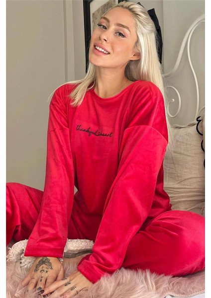 Kırmızı Thankful Desenli Exclusive Kadife Kadın Pijama Takımı
