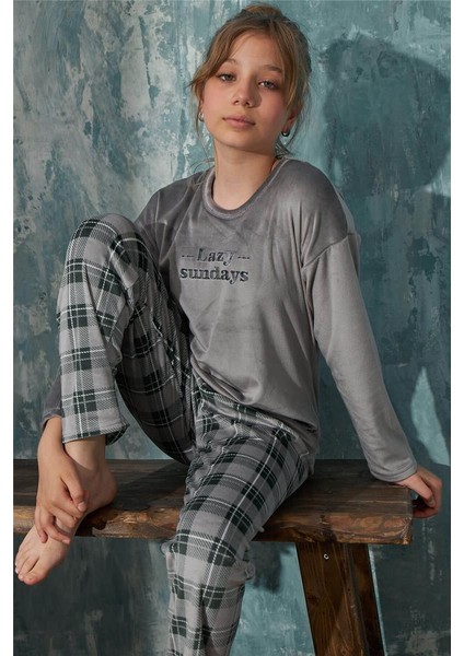 Pijama Evi Gri Sundays Desenli Exclusive Kadife Kız Çocuk Pijama Takımı 