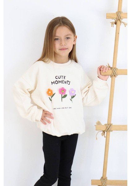 Kız Çocuk Beyaz Çiçek Nakışlı Takım