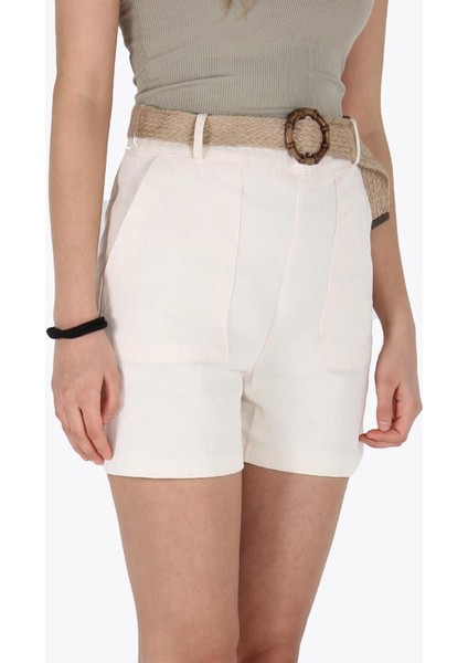 Kadın Naturel Beli Kemerli Balık Sırtı Gabardin Kumaş Şort indirimleri