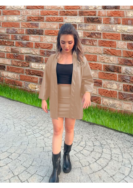Bej Kadın Oversize Şardonlu Suni Deri Ceket