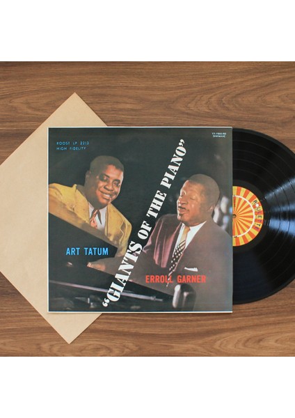 Art Tatum & Erroll Garner - Giants Of The Piano