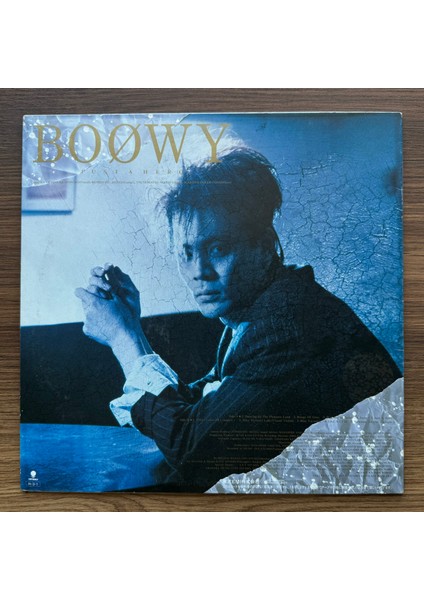 Boøwy – Just A Hero
