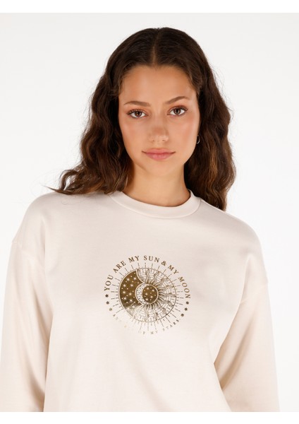 Beyaz Kadın Sweatshirt CL1070196_Q1.V2_OFW fırsatları