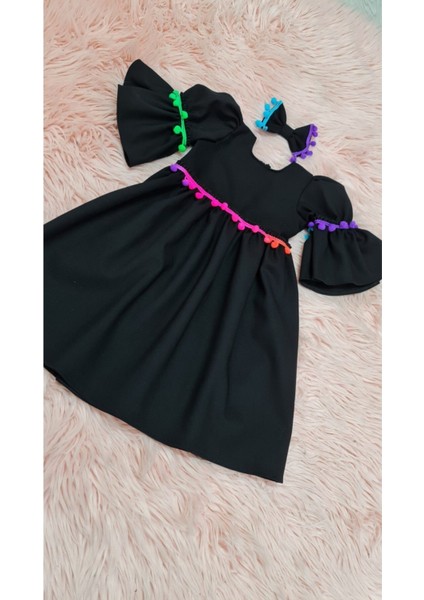 Kız Çocuk Siyah Ispanyol Kollu Ponponlu Elbise fiyatları