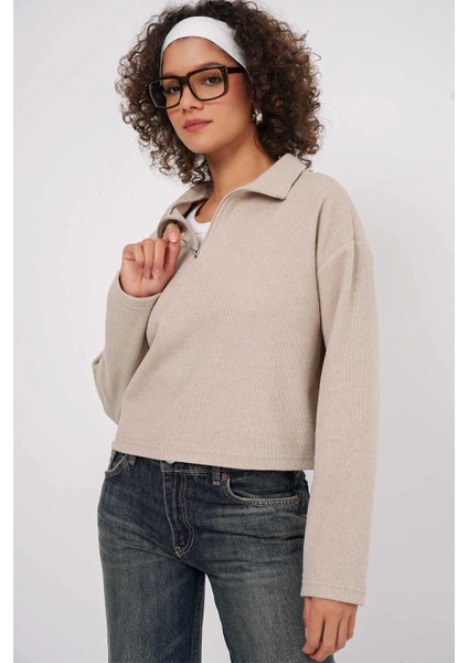 Kadın Bej Yakası Fermuarlı Örme Sweatshirt HZL25W-BD1554491