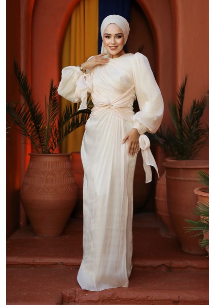 Drape Detaylı Ekru Tesettür Abiye Elbise 47261E