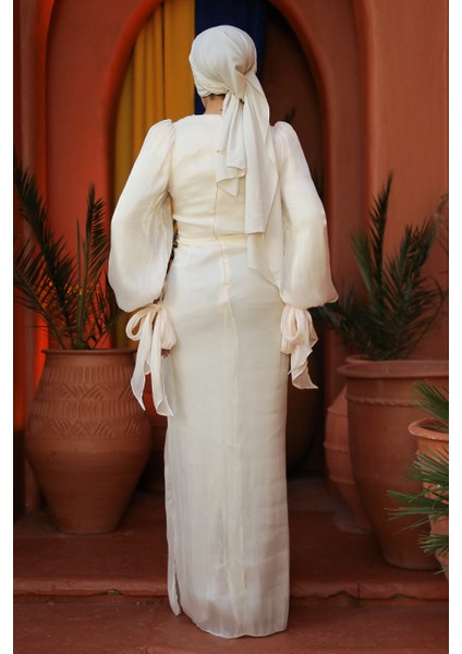 Drape Detaylı Ekru Tesettür Abiye Elbise 47261E