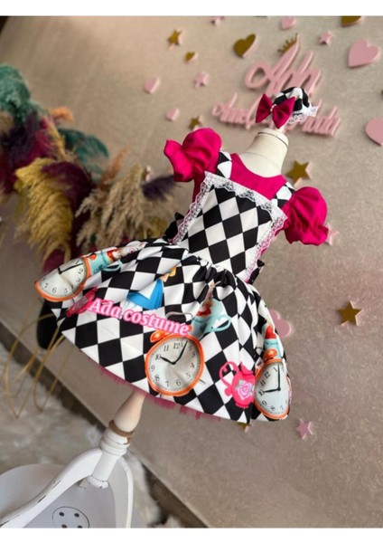 Alice Harikalar Diyarında Konsept Elbise. Kabarık Tüllü Özel Tasarım