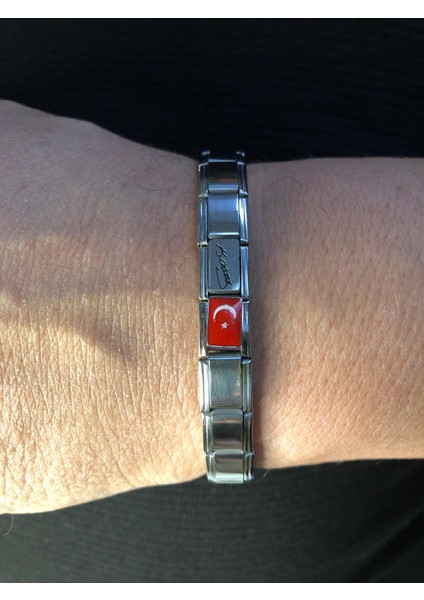 Ay Yıldız Türk Bayrağı Atatürk Imzalı Italyan Charm Nomi Çelik • Sevgiliye • Eşe • Babaya • Bileklik modelleri