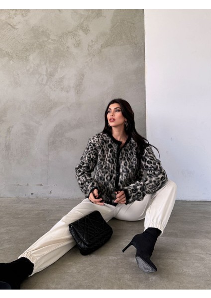 Asur Butik Kadın Leopar Desenli Şardonlu Standart Beden Hırka fırsatları