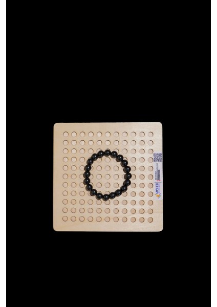 Mıknatısların Savaşı Strateji Oyunu Eğlenceli Tasarım ile Aile İçin Uygun Satranç