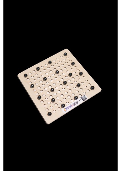 Mıknatısların Savaşı Strateji Oyunu Eğlenceli Tasarım ile Aile İçin Uygun Satranç