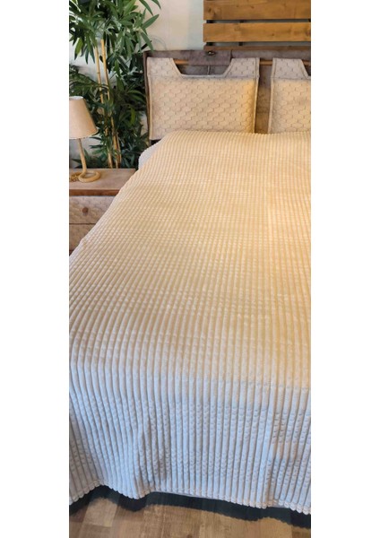 Modern Line Çift Kişilik Peluş Battaniye