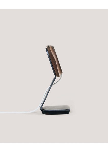 Premium Magsafe Telefon Tutucu Stand - Mag Safe Telefon Tutucu Istasyon - Ceviz fırsatları