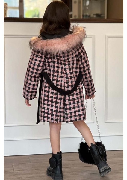 Kız Çocuk Kapüşonlu Peluş Detaylı Kare Desenli Pembe Kaban