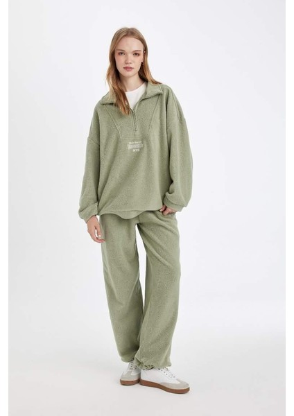 Standart Fit Beli Bağcıklı Lastikli Paça Cepli Baskılı Uzun Boy Polar Eşofman Altı fiyatları