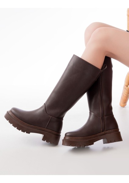 236-340 Kahverengi Fermuarlı Günlük Kadın Çizme modelleri