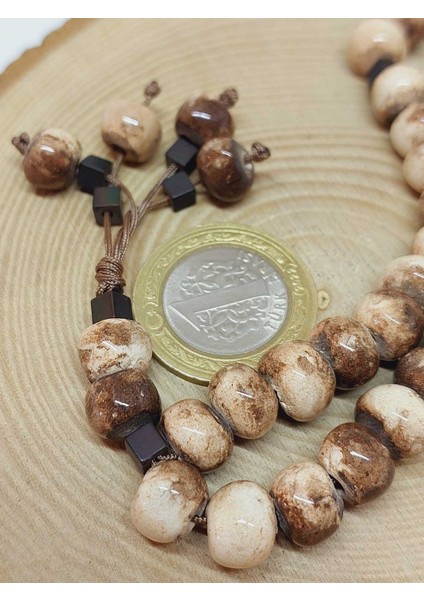 Anadolu Toprağı Serisi 33’lük Kahverengi Renk Seramik Boncuk Tesbih 8-9mm (54308) modelleri