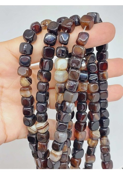 Akik Taşı Küp Şekilli 6-7mm Aralığı Dizi (54446)