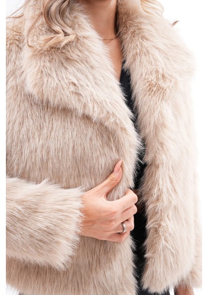 Geniş Yaka Kürk indirimleri