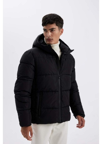 Regular Fit Kapüşonlu Şişme Mont Black modelleri