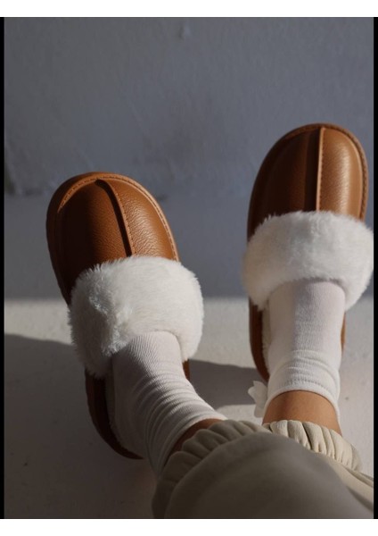 Kadın İçi Tüylü Ev Terliği indirimleri