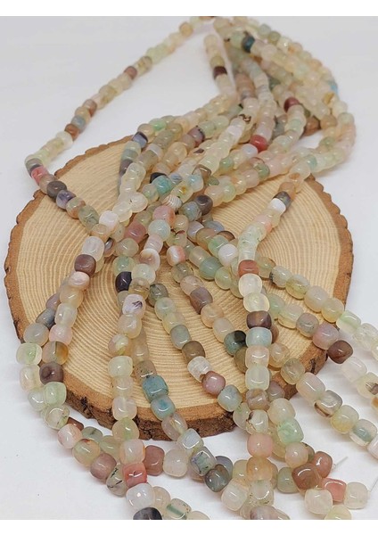 Akik Taşı Küp Şekilli 6-7mm Aralığı Dizi (54454) modelleri