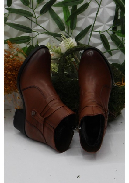 42806 Taba Deri Içi Kürklü Kaymaz Taban Kadın Bot indirimleri