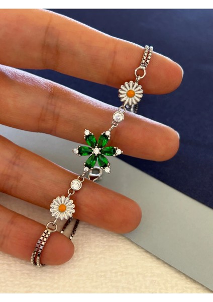 4,87 gr Silver Renk Papatya Bağlantılı Yeşil Zirkon Taşlı Lotus 925 Gümüş Bileklik fiyatları