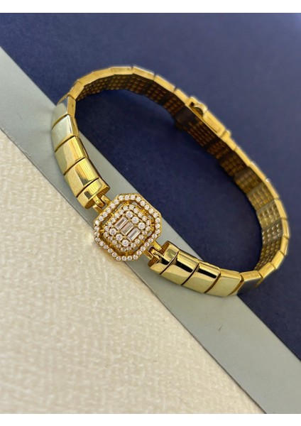 15,05 gr Gold Renk Kare Plaka Kordonlu Baget 925 Gümüş Bileklik