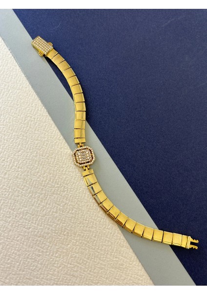 15,05 gr Gold Renk Kare Plaka Kordonlu Baget 925 Gümüş Bileklik modelleri