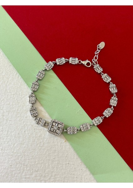 7,90 gr Silver Renk Kare ve Dikdörtgen Baget 925 Gümüş Bileklik