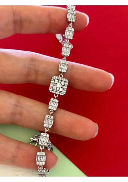7,90 gr Silver Renk Kare ve Dikdörtgen Baget 925 Gümüş Bileklik fiyatları