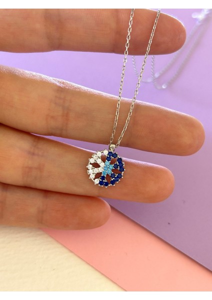 Silver Renk Küçük Yuvarlak Kar Tanesi Yarısı Beyaz Yarısı Mavi-Lacivert Zirkon Taşlı 925 Gümüş Kolye