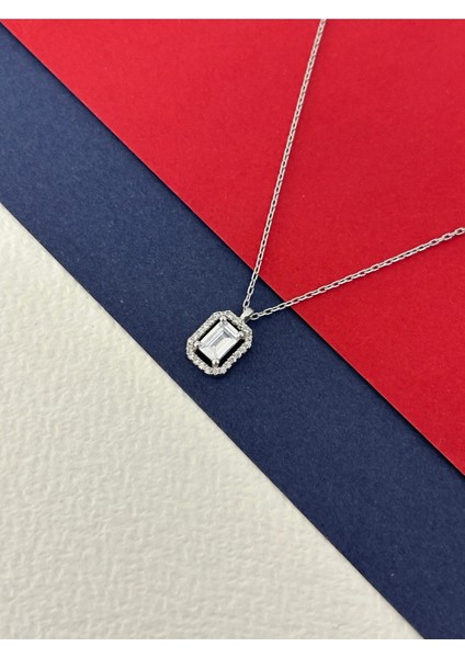 Silver Renk Küçük Baget 925 Gümüş Kolye