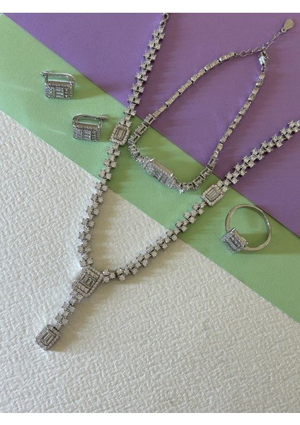 33,15 gr Silver Renk Su Yolu Tasarım Zirkon Taşlı Baget 925 Gümüş Kolye Küpe Yüzük Bileklik Set