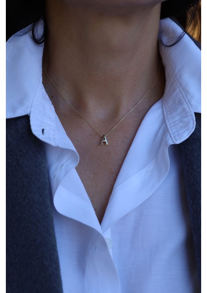 14 Ayar Altın A Harfli Kolye