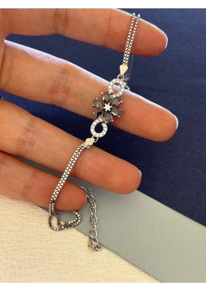 4,02 gr Silver Renk Sonsuzluk Arası Lotus Çiçeği Zirkon Taşlı 925 Gümüş Bileklik fiyatları