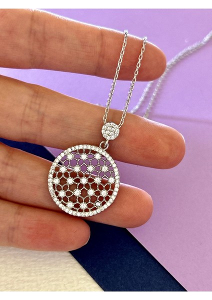 Silver Renk Yuvarlak Zirkon Taşlı Yaşam Çiçeği 925 Gümüş Kolye