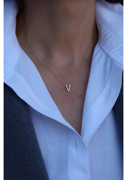 14 Ayar Altın V Harfli Kolye fiyatları