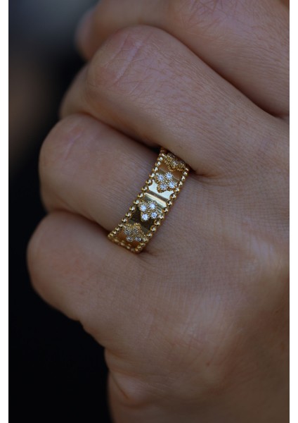 14 Ayar Altın Yonca Dizisi Taşlı Yüzük modelleri