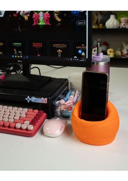 Basketbol Topu Temalı Modern Telefon Tutucu Masa Aksesuarı