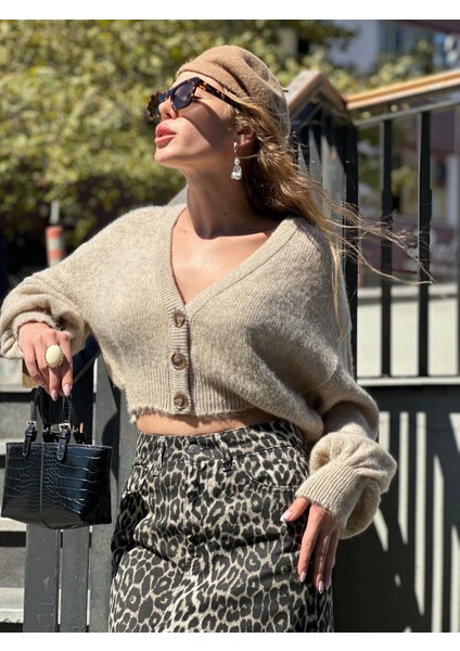 Jj Giyim Yeni Sezon Premium Önü Yırtmaç Leopar Desen Denim Etek fiyatları